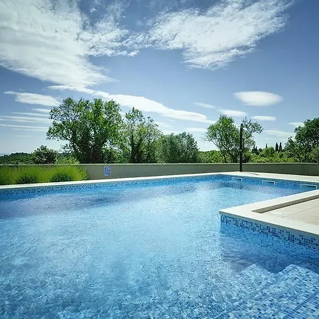 Holiday home Casa Histria Kavran